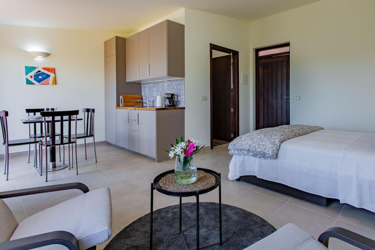 Corte Velada Guest House By Lovelystay Lagos Ngoại thất bức ảnh